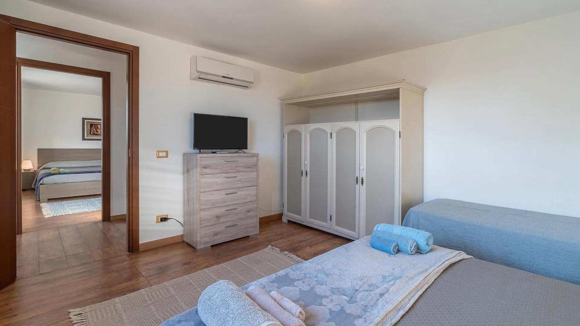 Villa Marta Maria Con Giardino Szirakúza